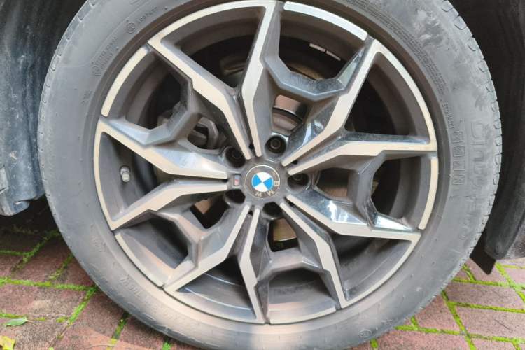 Used BMW X3 2022 Restyled xDrive25i M Sport Package Right Front Wheel Hub