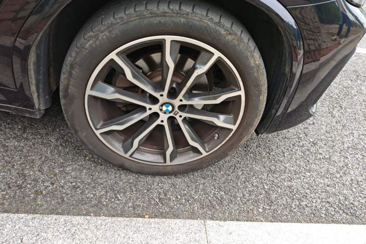 Used BMW X3 2022 xDrive30i Luxury Model M Night Sky Package Right Front Wheel Hub
