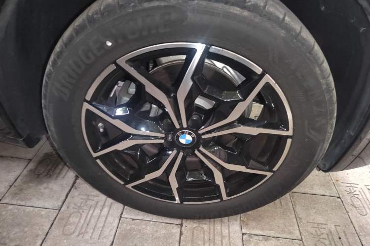 Used BMW X3 2022 Restyled xDrive25i M Sport Package Right Front Wheel Hub