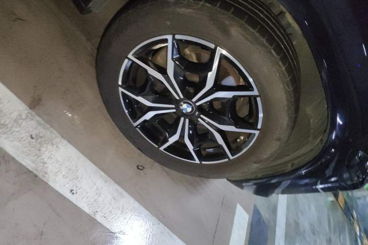 Used BMW X3 2022 Restyled xDrive25i M Sport Package Right Front Wheel Hub