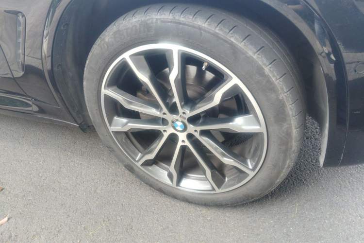 Used BMW X3 2022 Facelift xDrive30i Luxury Edition M Night Edition Package Right Front Wheel Hub