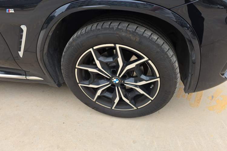 Used BMW X3 2022 Restyled xDrive25i M Sport Package Right Front Wheel Hub