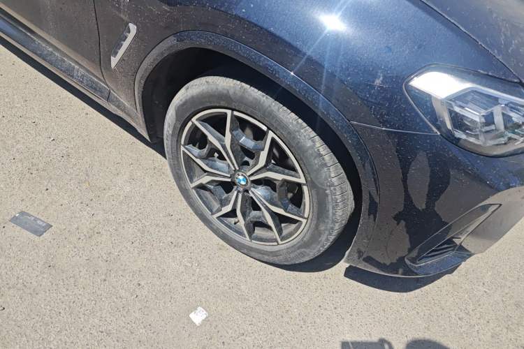 Used BMW X3 2022 xDrive25i M Sport Package Right Front Wheel Hub