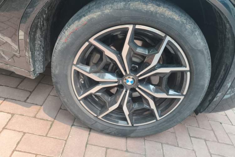 Used BMW X3 2022 xDrive25i M Sport Package Right Front Wheel Hub