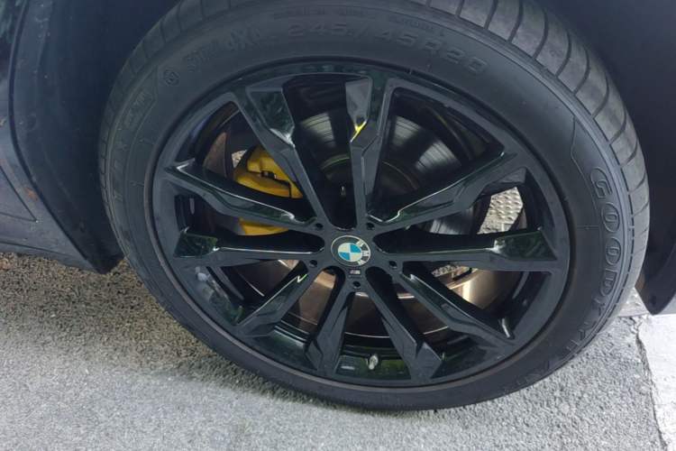 Used BMW X3 2022 xDrive30i Luxury Model M Night Sky Package Right Front Wheel Hub