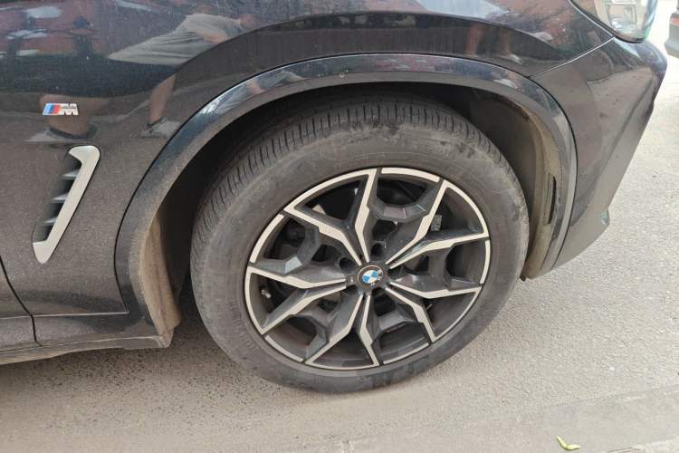 Used BMW X3 2022 Restyled xDrive25i M Sport Package Right Front Wheel Hub