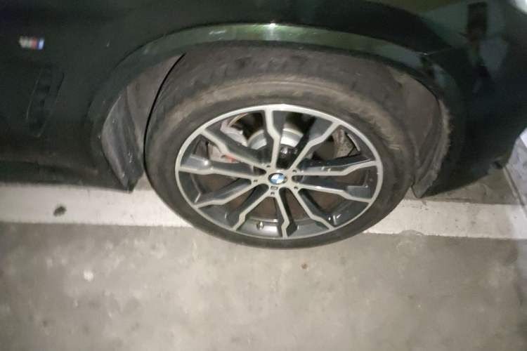 Used BMW X3 2022 xDrive30i Luxury Model M Night Sky Package Right Front Wheel Hub