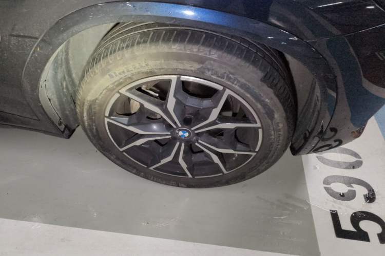 Used BMW X3 2022 xDrive25i M Sport Package Right Front Wheel Hub