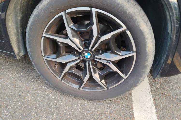 Used BMW X3 2022 xDrive25i M Sport Package Right Front Wheel Hub