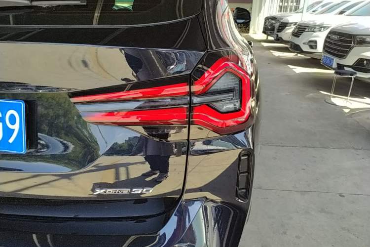 Used BMW X3 2022 Second Facelift xDrive30i Leading Edition M Night Sky Package Right Rear Taillight