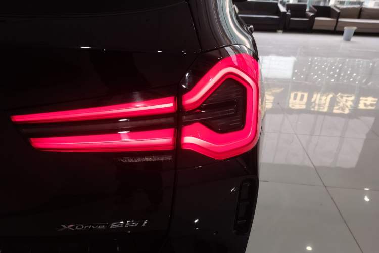 Used BMW X3 2022 xDrive25i M Sport Package Right Rear Taillight