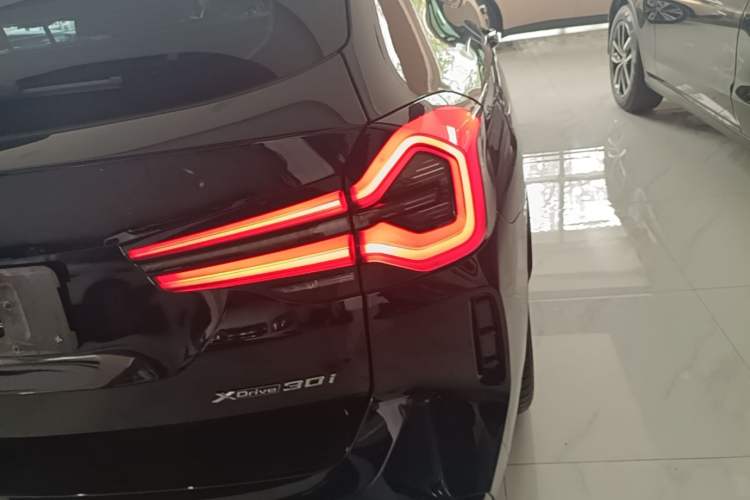 Used BMW X3 2022 Second Facelift xDrive30i Luxury Edition M Night Sky Package Right Rear Taillight