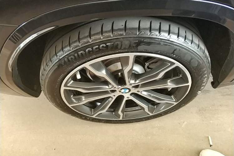 Used BMW X3 2022 xDrive30i Luxury Model M Night Sky Package Right Rear Wheel Hub