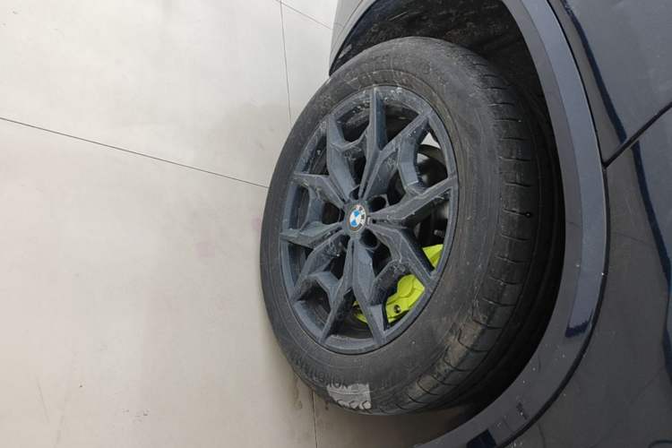 Used BMW X3 2022 Restyled xDrive25i M Sport Package Right Rear Wheel Hub
