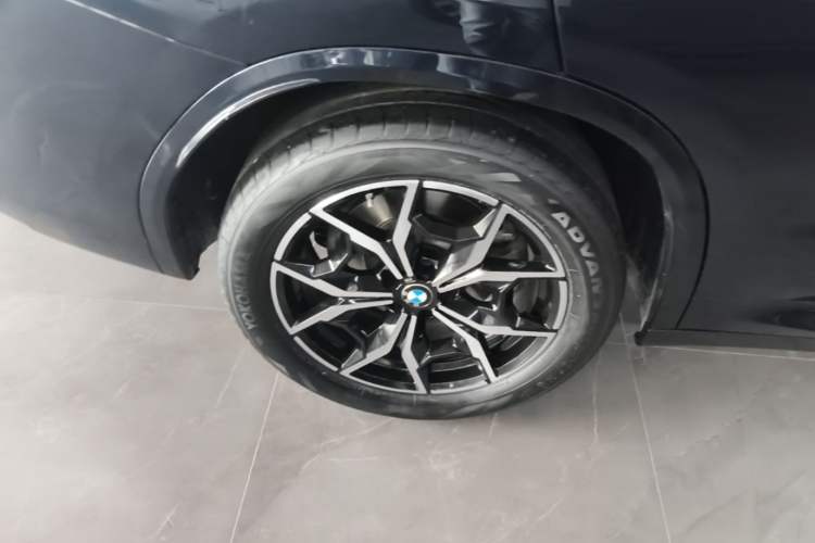 Used BMW X3 2022 Restyled xDrive25i M Sport Package Right Rear Wheel Hub