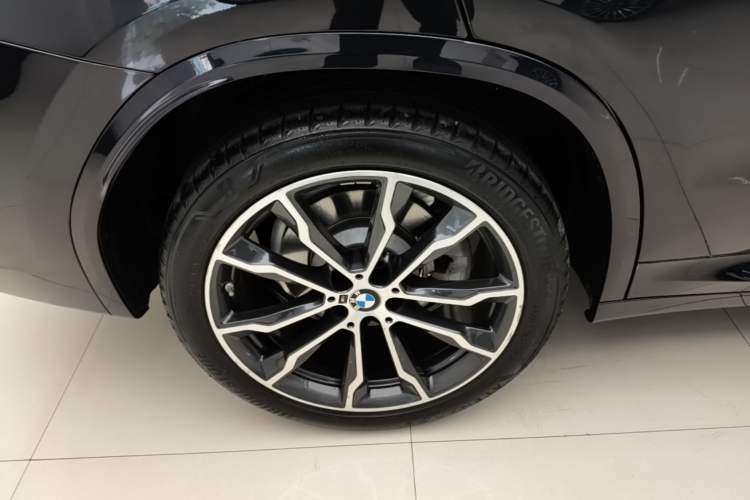 Used BMW X3 2022 xDrive30i Luxury Model M Night Sky Package Right Rear Wheel Hub
