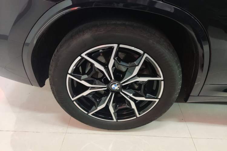 Used BMW X3 2022 xDrive25i M Sport Package Right Rear Wheel Hub