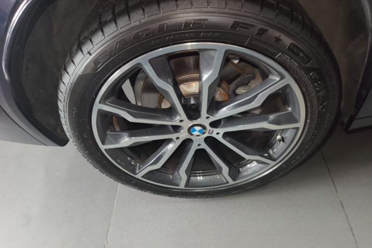 Used BMW X3 2022 xDrive30i Luxury Model M Night Sky Package Right Rear Wheel Hub