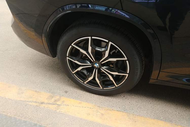 Used BMW X3 2022 Restyled xDrive25i M Sport Package Right Rear Wheel Hub