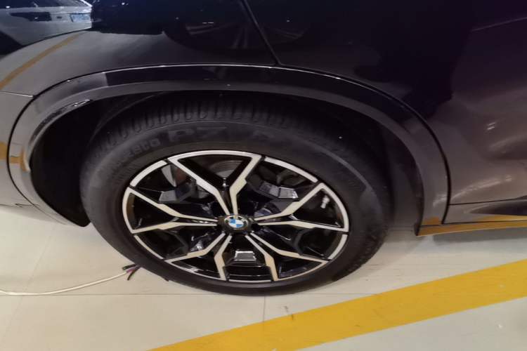 Used BMW X3 2022 xDrive25i M Sport Package Right Rear Wheel Hub