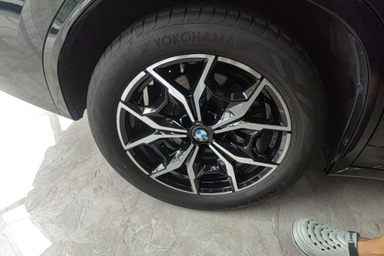 Used BMW X3 2022 Restyled xDrive25i M Sport Package Right Rear Wheel Hub