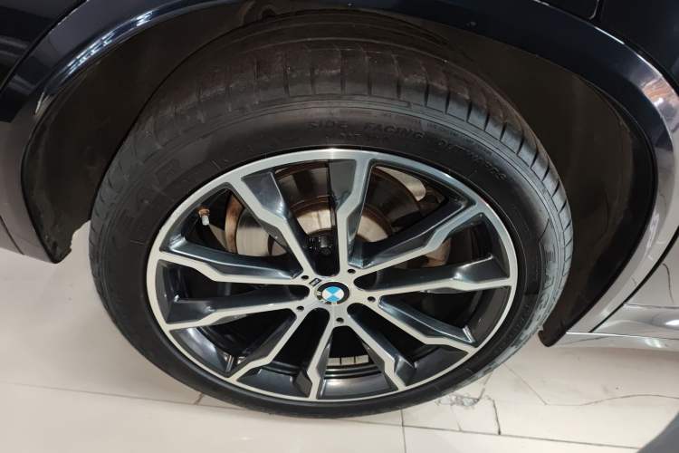 Used BMW X3 2022 xDrive30i Luxury Model M Night Sky Package Right Rear Wheel Hub