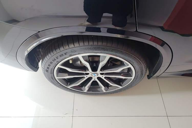 Used BMW X3 2022 xDrive30i Luxury Model M Night Sky Package Right Rear Wheel Hub