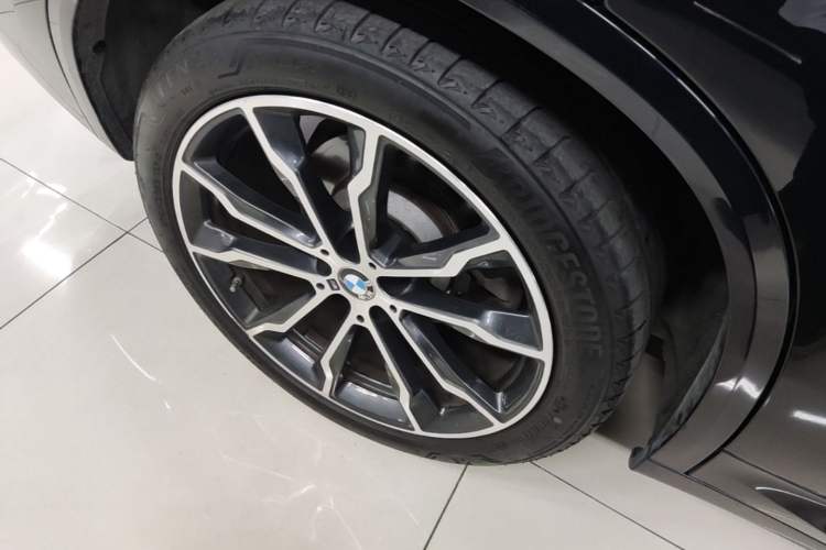 Used BMW X3 2022 xDrive30i Luxury Model M Night Sky Package Right Rear Wheel Hub