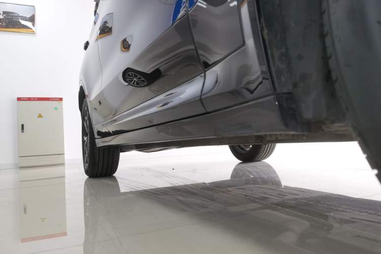 Used BMW X3 2022 Restyled xDrive25i M Sport Package Right Side Sill