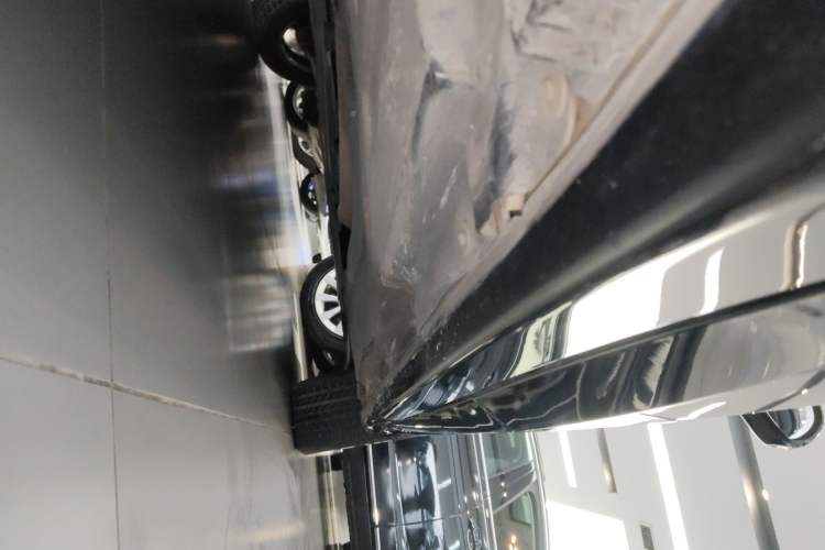Used BMW X3 2022 Facelift xDrive30i Luxury Edition M Night Edition Package Right Side Sill
