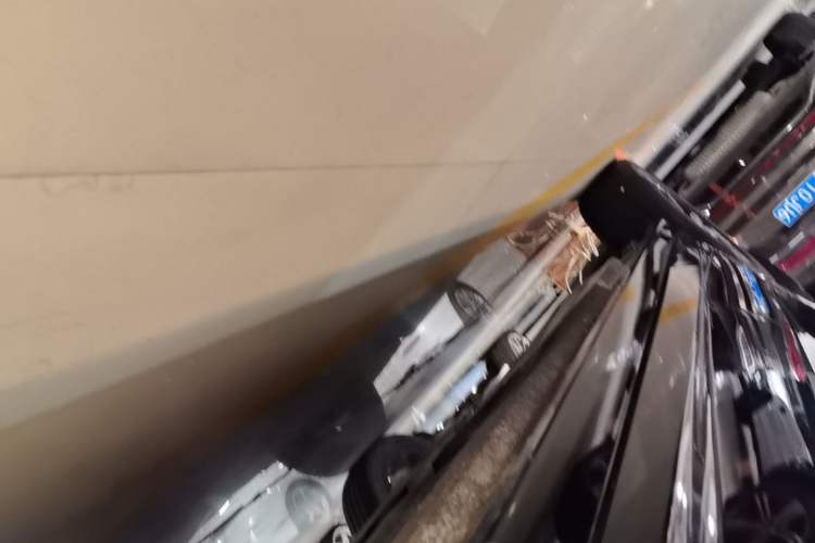 Used BMW X3 2022 xDrive25i M Sport Package Right Side Sill