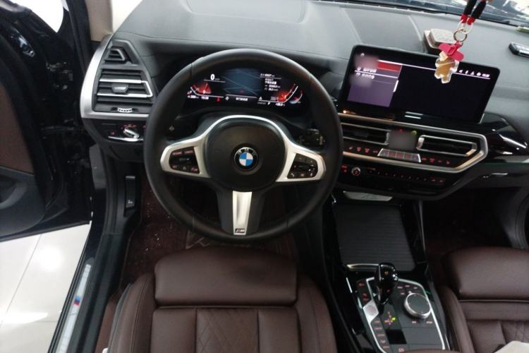 Used BMW X3 2022 xDrive25i M Sport Package Steering Wheel