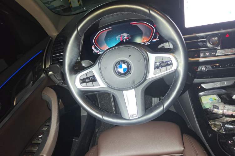 Used BMW X3 2022 xDrive25i M Sport Package Steering Wheel