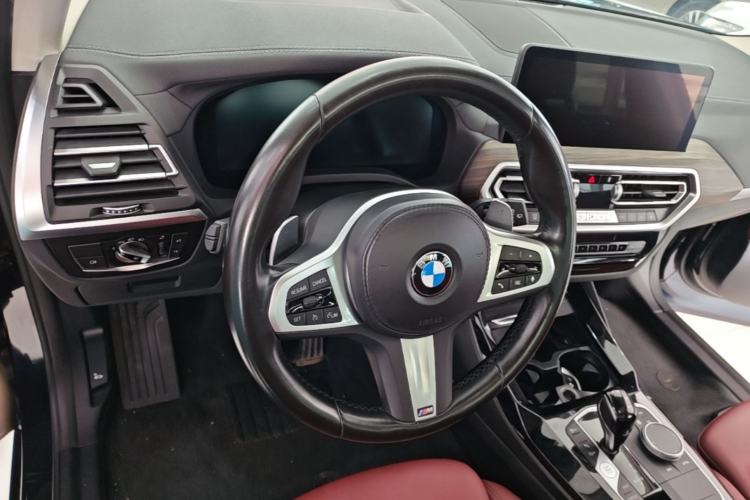 Used BMW X3 2022 xDrive30i Luxury Model M Night Sky Package Steering Wheel