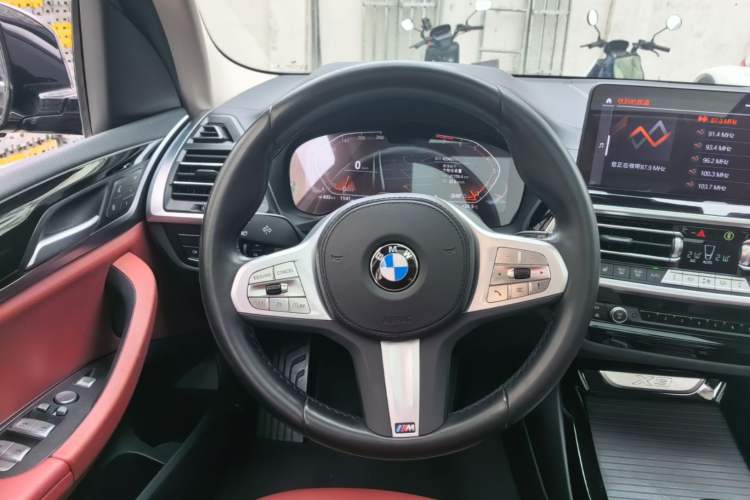 Used BMW X3 2022 Restyled xDrive25i M Sport Package Steering Wheel