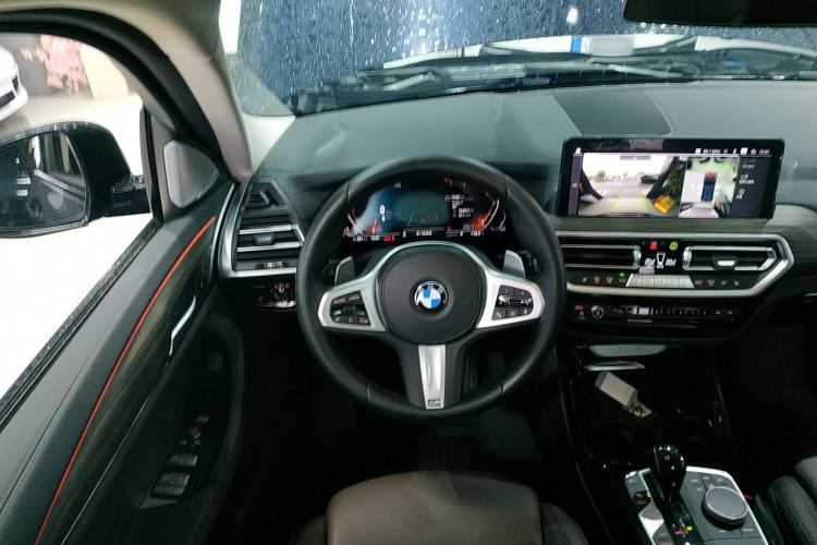 Used BMW X3 2022 xDrive30i Luxury Model M Night Sky Package Steering Wheel