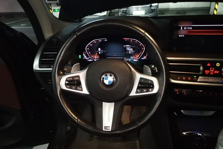 Used BMW X3 2022 xDrive30i Luxury Model M Night Sky Package Steering Wheel