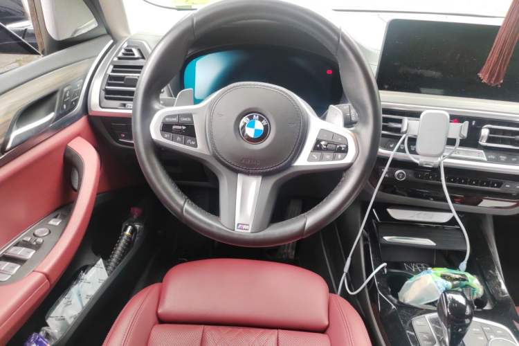 Used BMW X3 2022 xDrive30i Luxury Model M Night Sky Package Steering Wheel