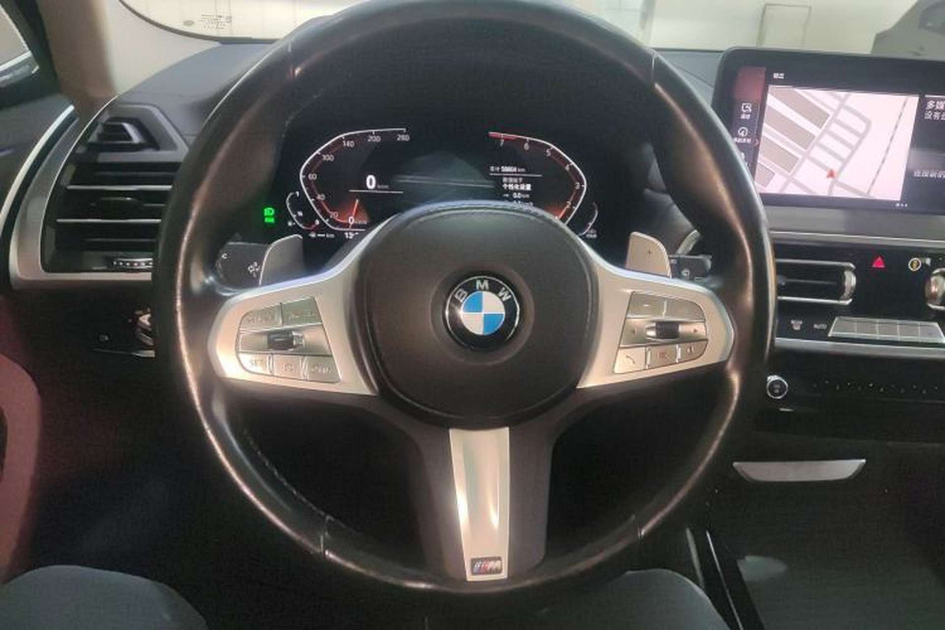 Used BMW X3 2022 Second Facelift xDrive30i Leading Edition M Night Sky Package Steering Wheel