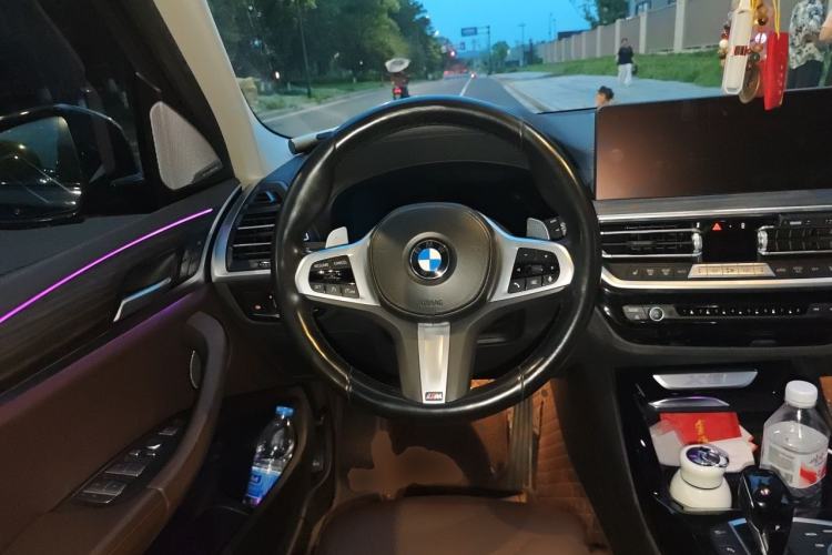 Used BMW X3 2022 xDrive30i Luxury Model M Night Sky Package Steering Wheel