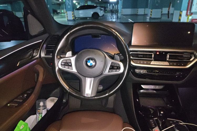 Used BMW X3 2022 Restyled xDrive30i Luxury Edition M Night Sky Package Steering Wheel