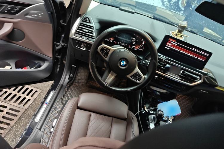 Used BMW X3 2022 xDrive25i M Sport Package Steering Wheel