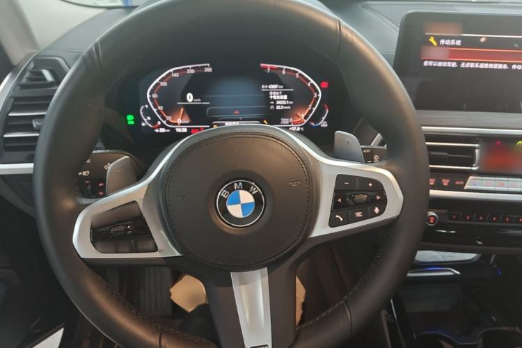 Used BMW X3 2022 xDrive30i Luxury Model M Night Sky Package Steering Wheel