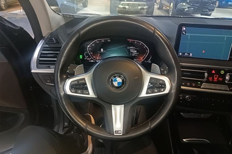 Used BMW X3 2022 xDrive30i Luxury Model M Night Sky Package Steering Wheel