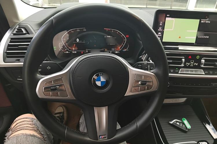 Used BMW X3 2022 xDrive25i M Sport Package Steering Wheel