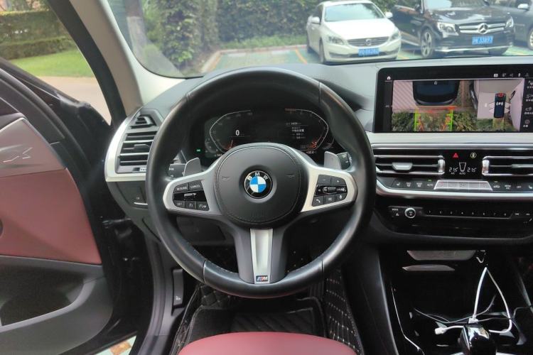 Used BMW X3 2022 Facelift xDrive30i Luxury Edition M Night Edition Package Steering Wheel