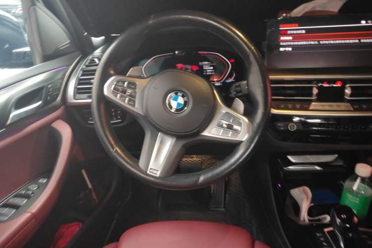Used BMW X3 2022 Second Facelift xDrive30i Luxury Edition M Night Sky Package Steering Wheel