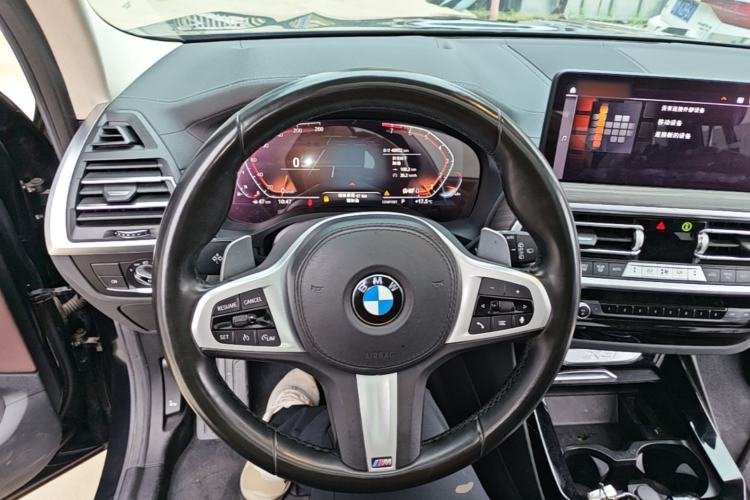 Used BMW X3 2022 Restyled xDrive30i Luxury Edition M Night Sky Package Steering Wheel