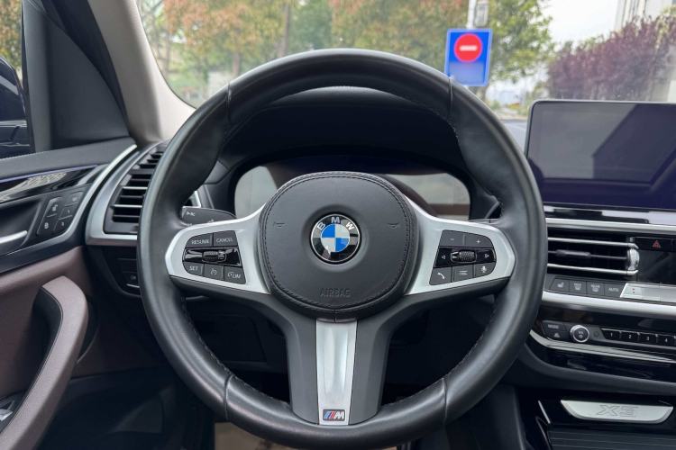 Used BMW X3 2022 xDrive25i M Sport Package Steering Wheel