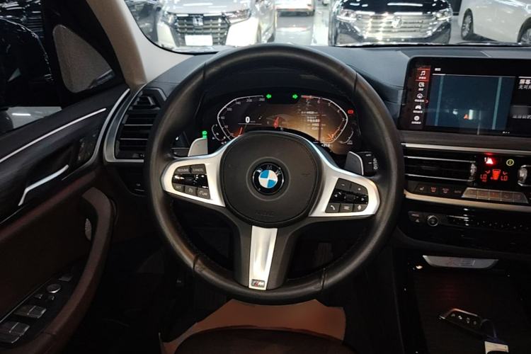 Used BMW X3 2022 xDrive30i Luxury Model M Night Sky Package Steering Wheel